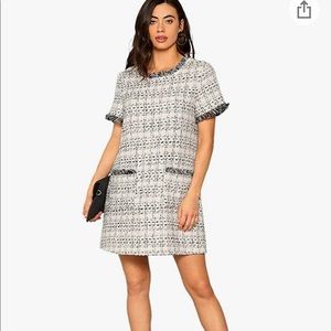 White and gray tweed dress size M